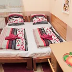 Hostel Apple