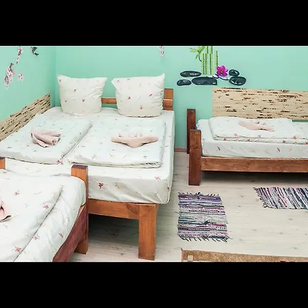 Hostel Apple
